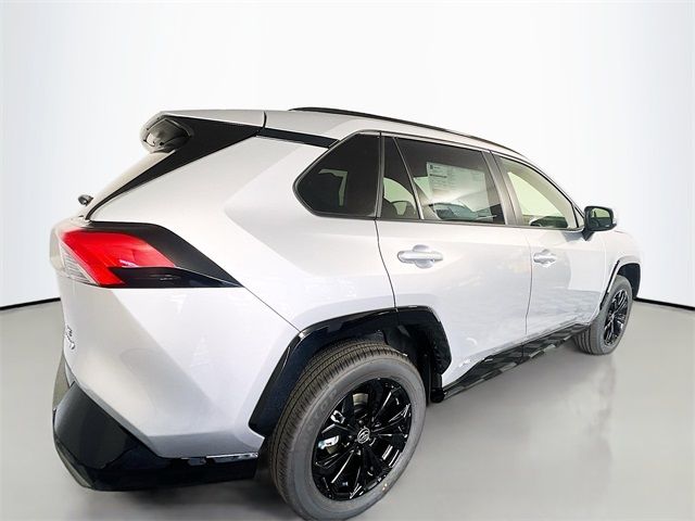 2024 Toyota RAV4 Hybrid SE