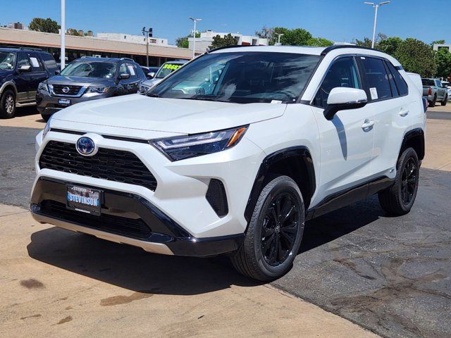 2024 Toyota RAV4 Hybrid SE