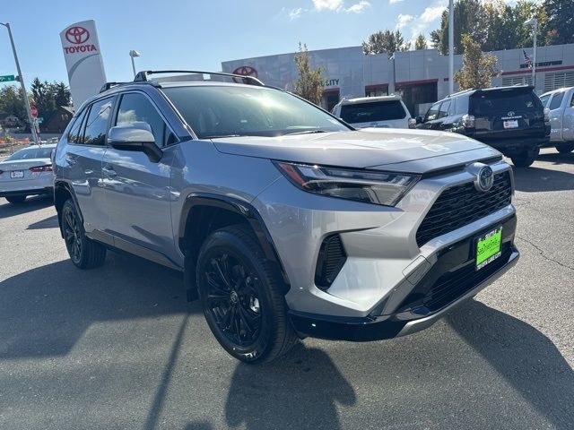 2024 Toyota RAV4 Hybrid SE