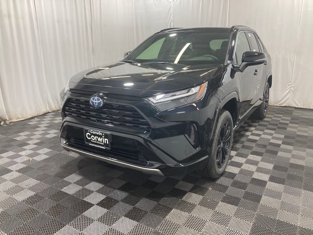 2024 Toyota RAV4 Hybrid SE