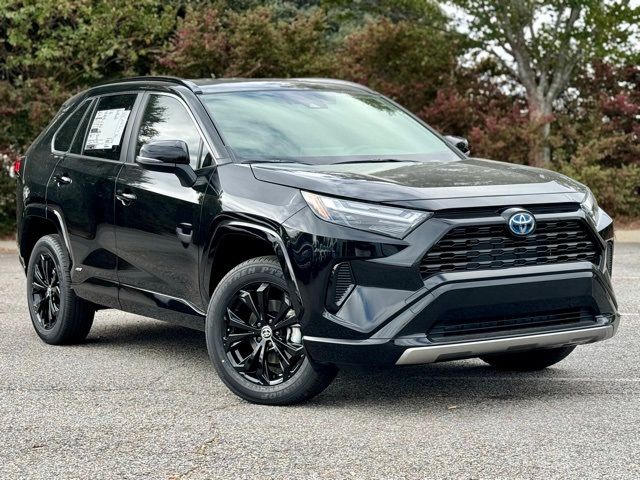 2024 Toyota RAV4 Hybrid SE