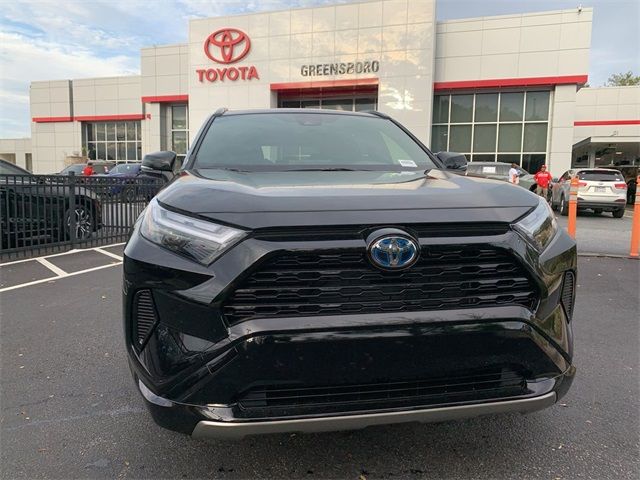 2024 Toyota RAV4 Hybrid SE