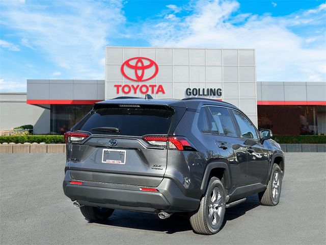 2024 Toyota RAV4 Hybrid XLE