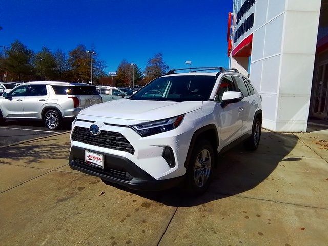 2024 Toyota RAV4 Hybrid XLE