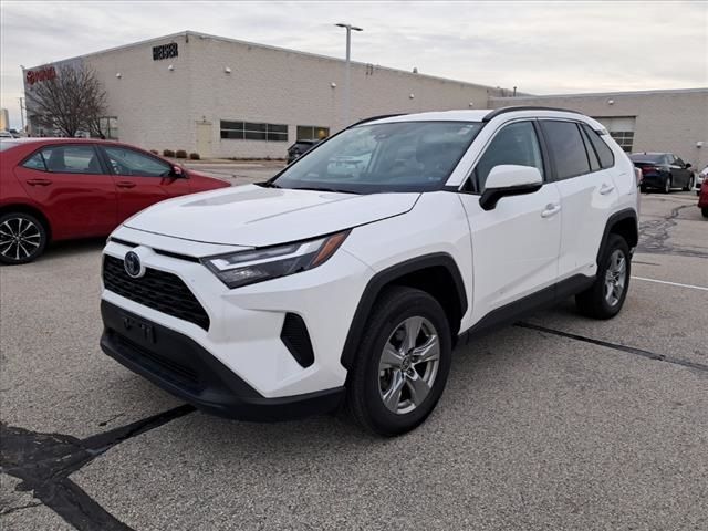 2024 Toyota RAV4 Hybrid XLE