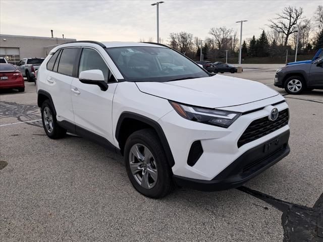 2024 Toyota RAV4 Hybrid XLE