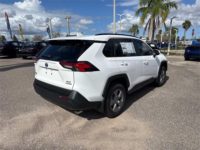 2024 Toyota RAV4 Hybrid XLE