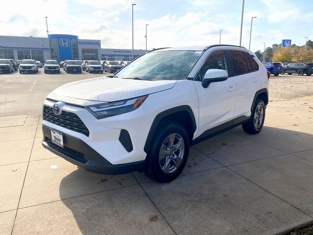 2024 Toyota RAV4 Hybrid XLE