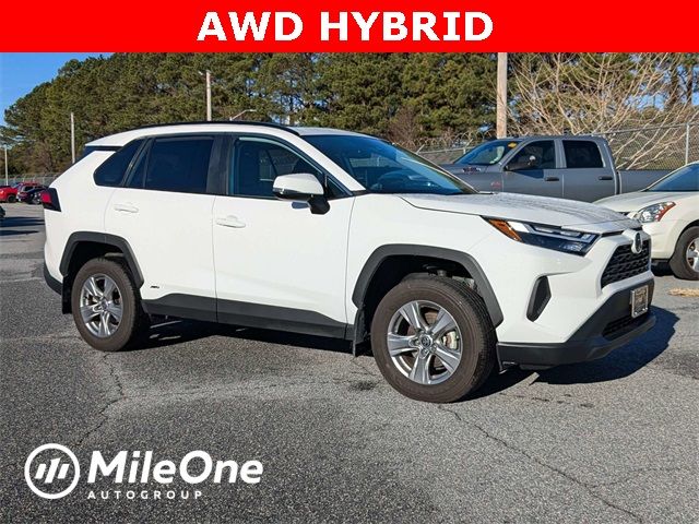 2024 Toyota RAV4 Hybrid XLE