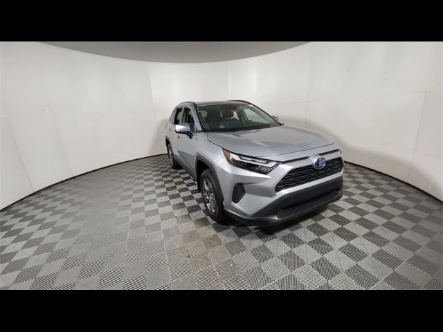 2024 Toyota RAV4 Hybrid XLE