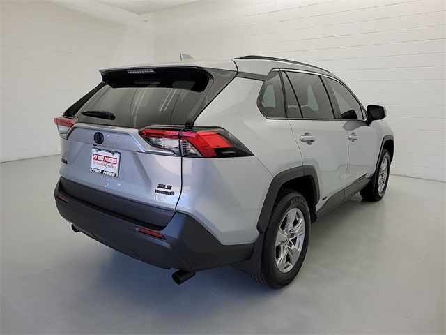 2024 Toyota RAV4 Hybrid XLE