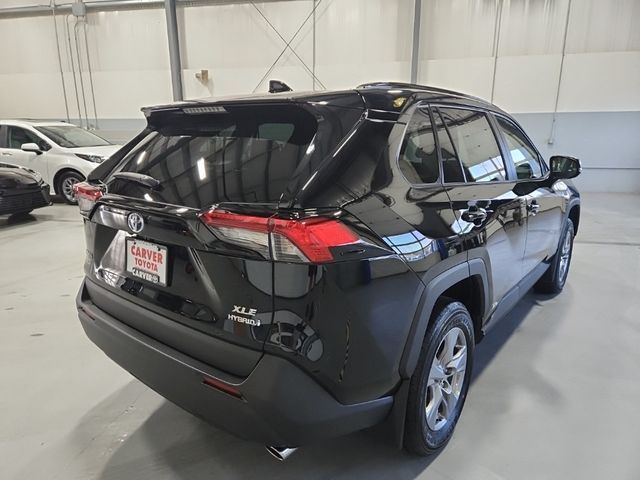 2024 Toyota RAV4 Hybrid XLE