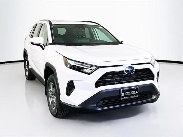 2024 Toyota RAV4 Hybrid XLE