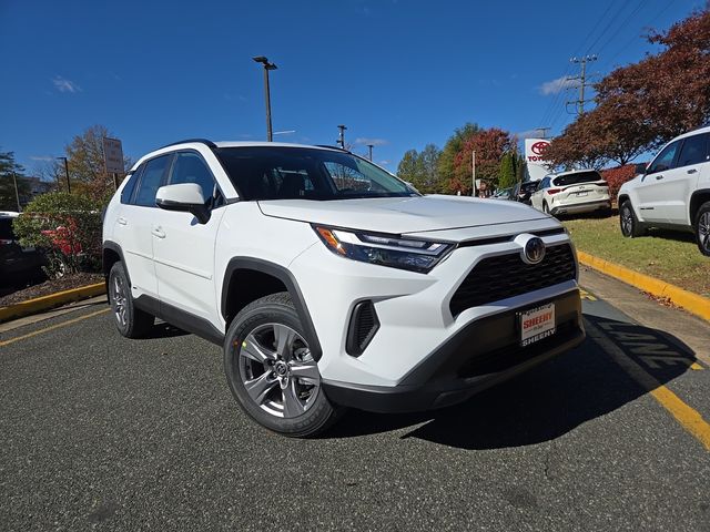 2024 Toyota RAV4 Hybrid XLE