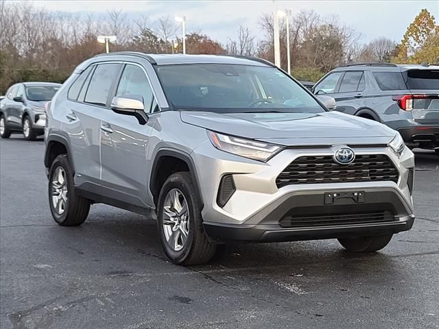 2024 Toyota RAV4 Hybrid XLE