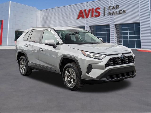 2024 Toyota RAV4 Hybrid XLE