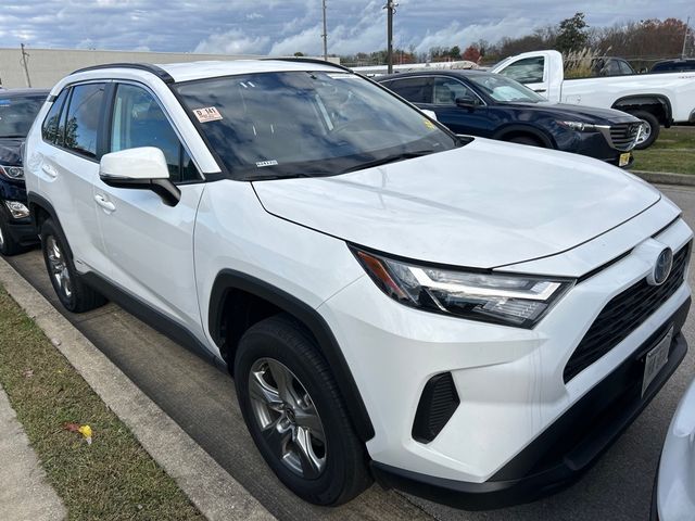 2024 Toyota RAV4 Hybrid XLE