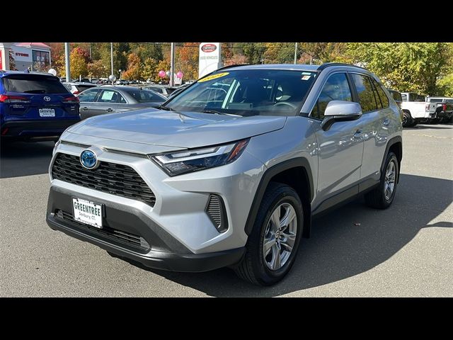 2024 Toyota RAV4 Hybrid XLE