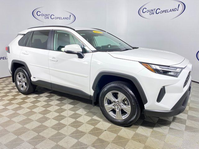 2024 Toyota RAV4 Hybrid XLE