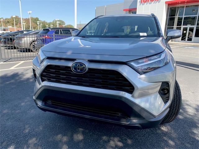 2024 Toyota RAV4 Hybrid XLE