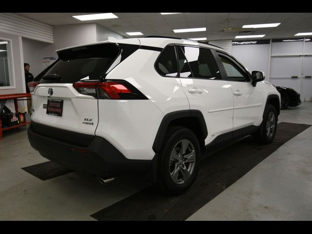 2024 Toyota RAV4 Hybrid XLE