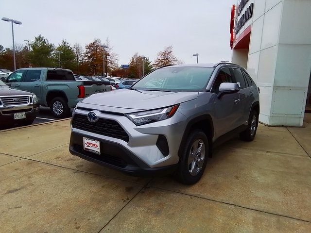 2024 Toyota RAV4 Hybrid XLE