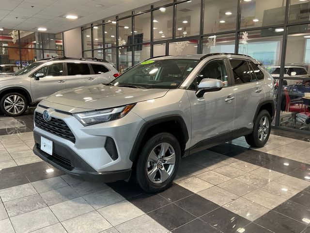 2024 Toyota RAV4 Hybrid XLE