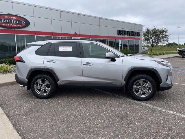 2024 Toyota RAV4 Hybrid XLE