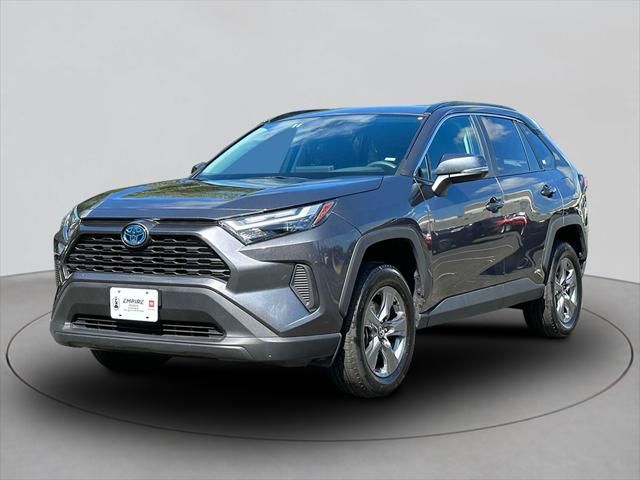 2024 Toyota RAV4 Hybrid XLE