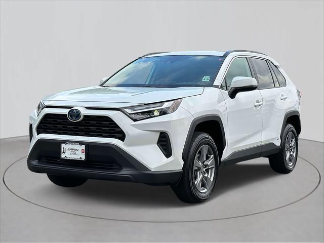 2024 Toyota RAV4 Hybrid XLE