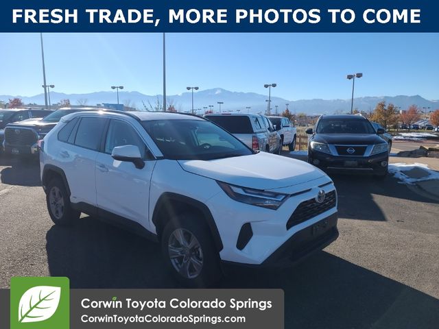 2024 Toyota RAV4 Hybrid XLE