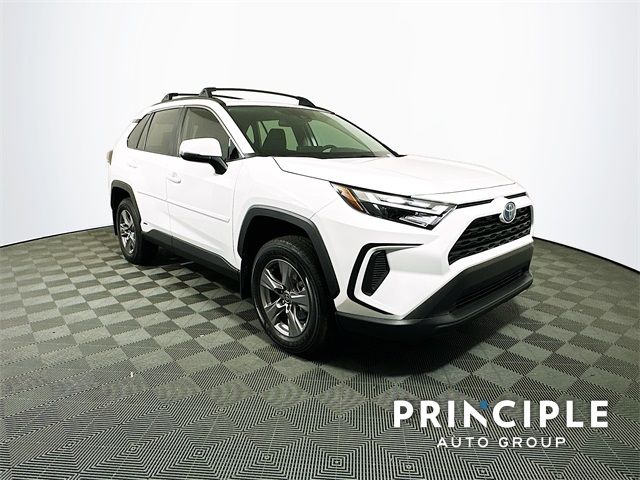 2024 Toyota RAV4 Hybrid XLE