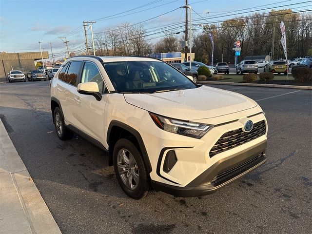 2024 Toyota RAV4 Hybrid XLE