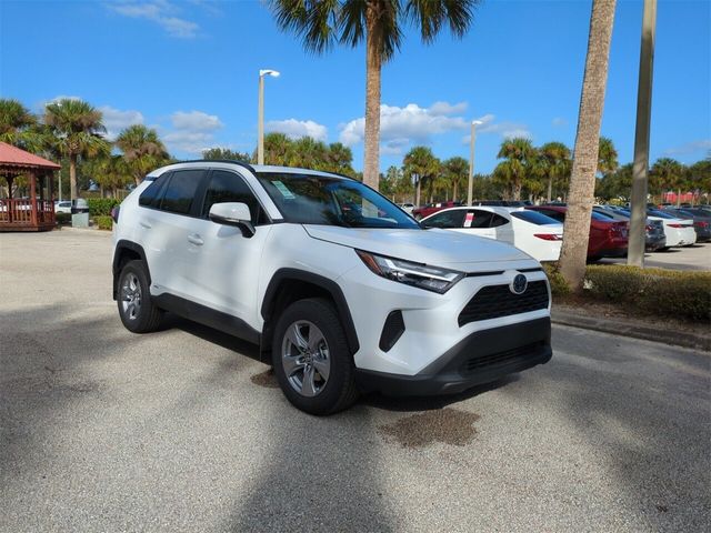 2024 Toyota RAV4 Hybrid XLE