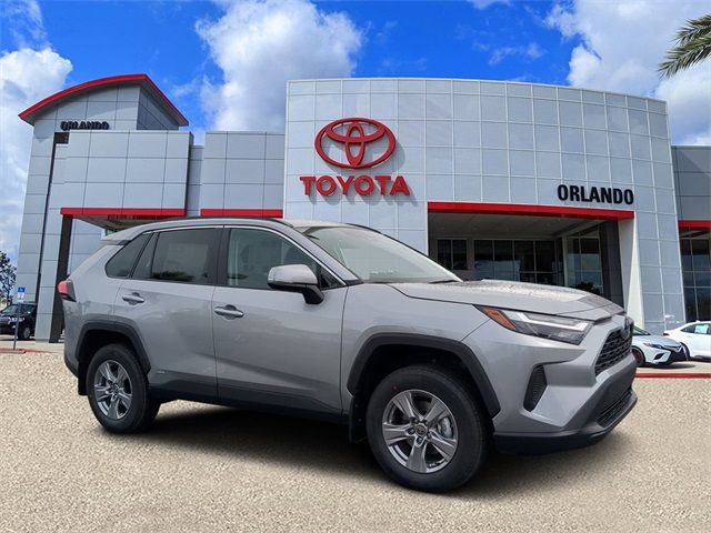 2024 Toyota RAV4 Hybrid XLE