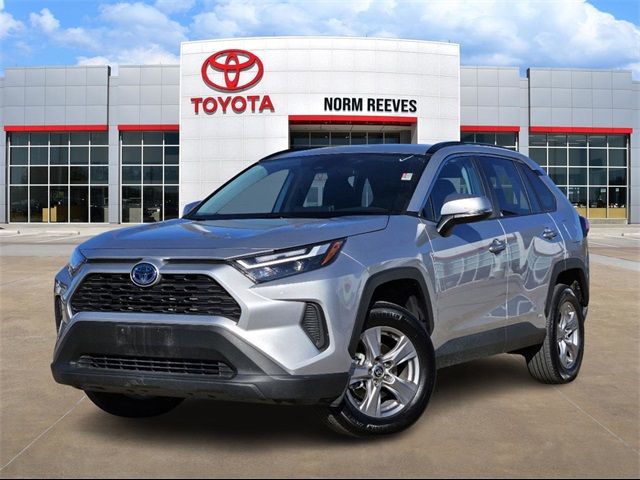 2024 Toyota RAV4 Hybrid XLE