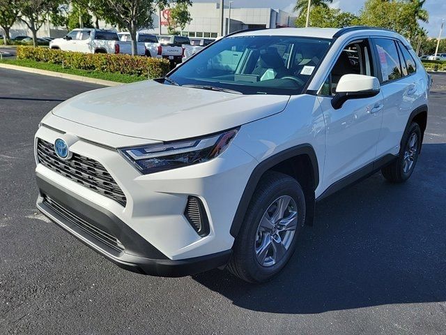 2024 Toyota RAV4 Hybrid XLE