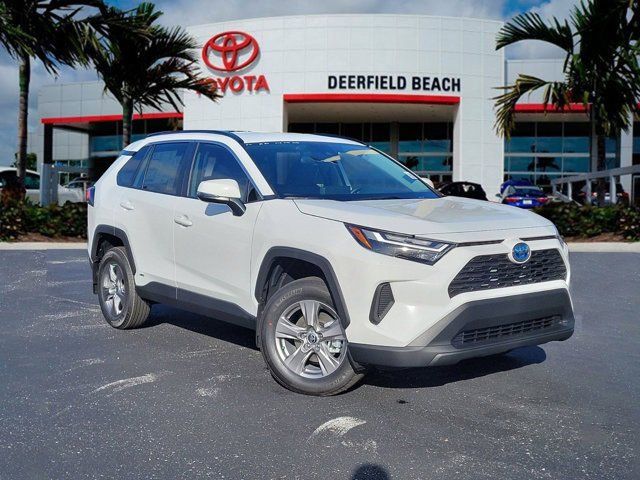 2024 Toyota RAV4 Hybrid XLE