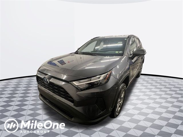 2024 Toyota RAV4 Hybrid XLE