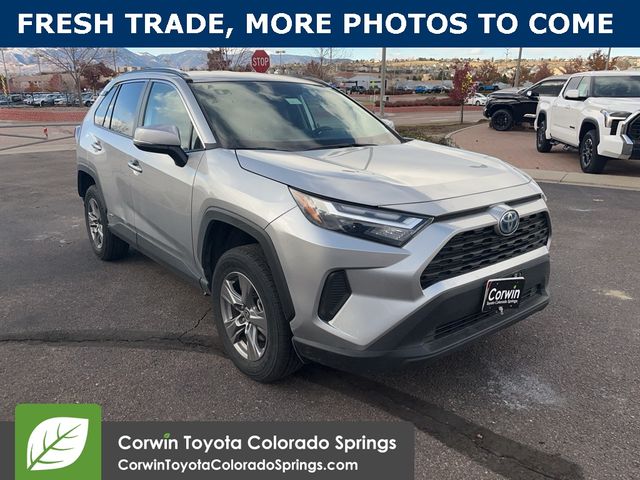 2024 Toyota RAV4 Hybrid XLE