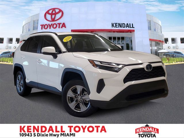 2024 Toyota RAV4 Hybrid XLE