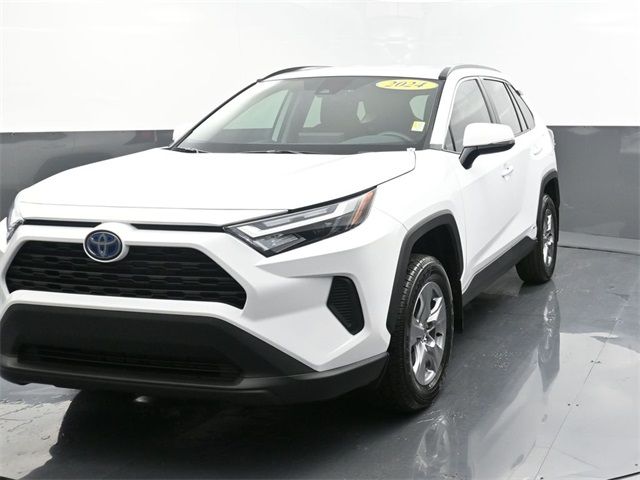 2024 Toyota RAV4 Hybrid XLE