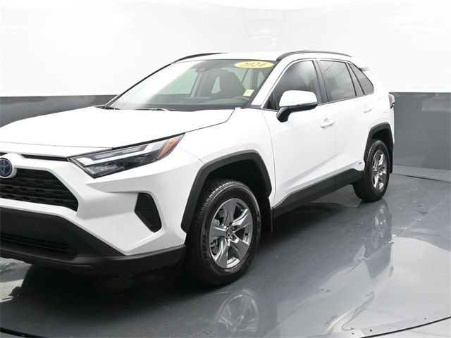 2024 Toyota RAV4 Hybrid XLE