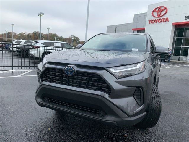 2024 Toyota RAV4 Hybrid XLE