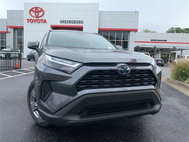 2024 Toyota RAV4 Hybrid XLE