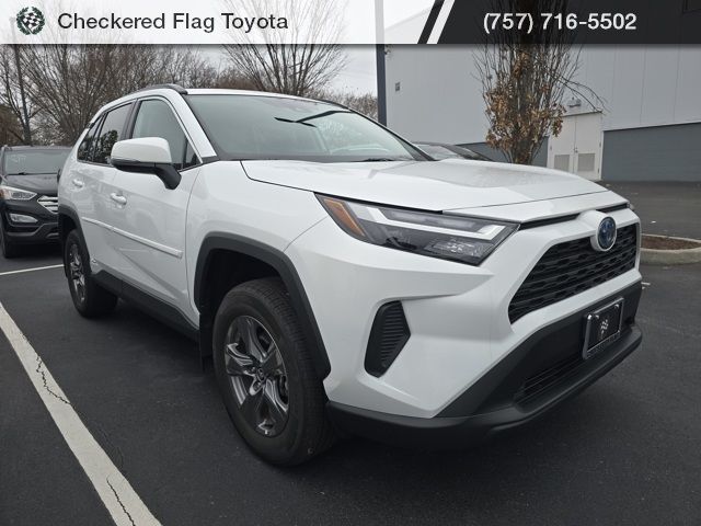 2024 Toyota RAV4 Hybrid XLE