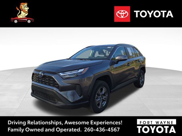 2024 Toyota RAV4 Hybrid XLE