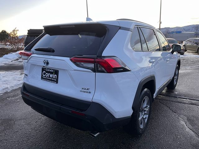 2024 Toyota RAV4 Hybrid XLE