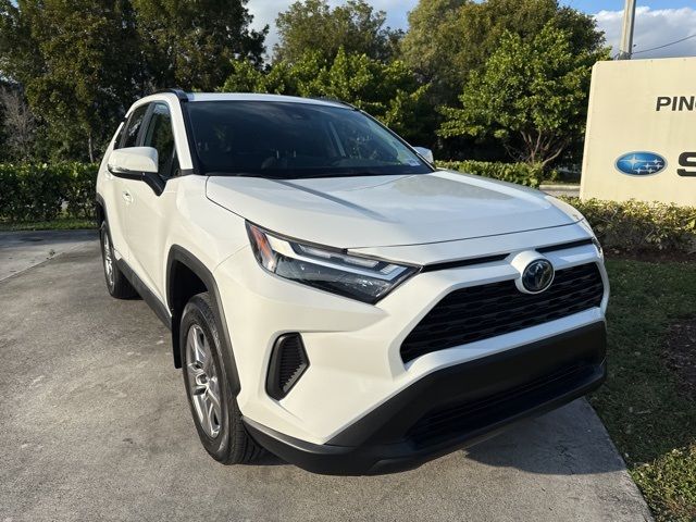 2024 Toyota RAV4 Hybrid XLE