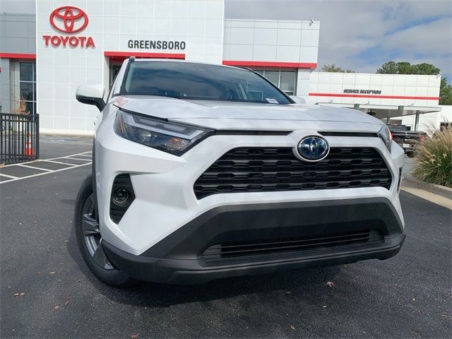 2024 Toyota RAV4 Hybrid XLE